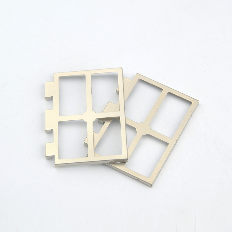 Walkie-talkie circuit board shielding cover